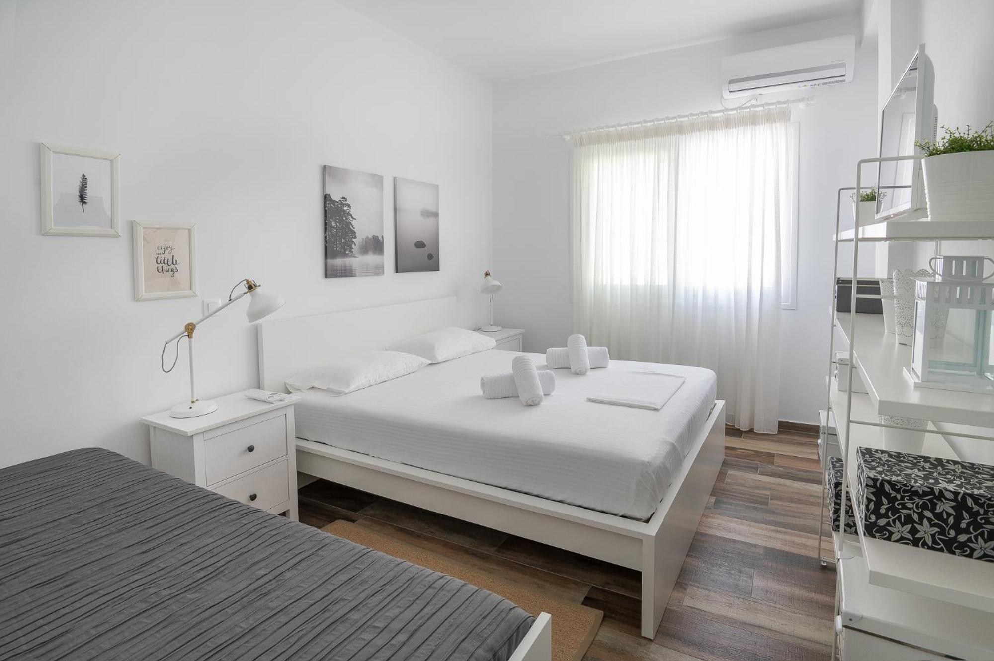 Pouletis Family Apartments - Akroyali Seaview Getaways Kalamata Zewnętrze zdjęcie