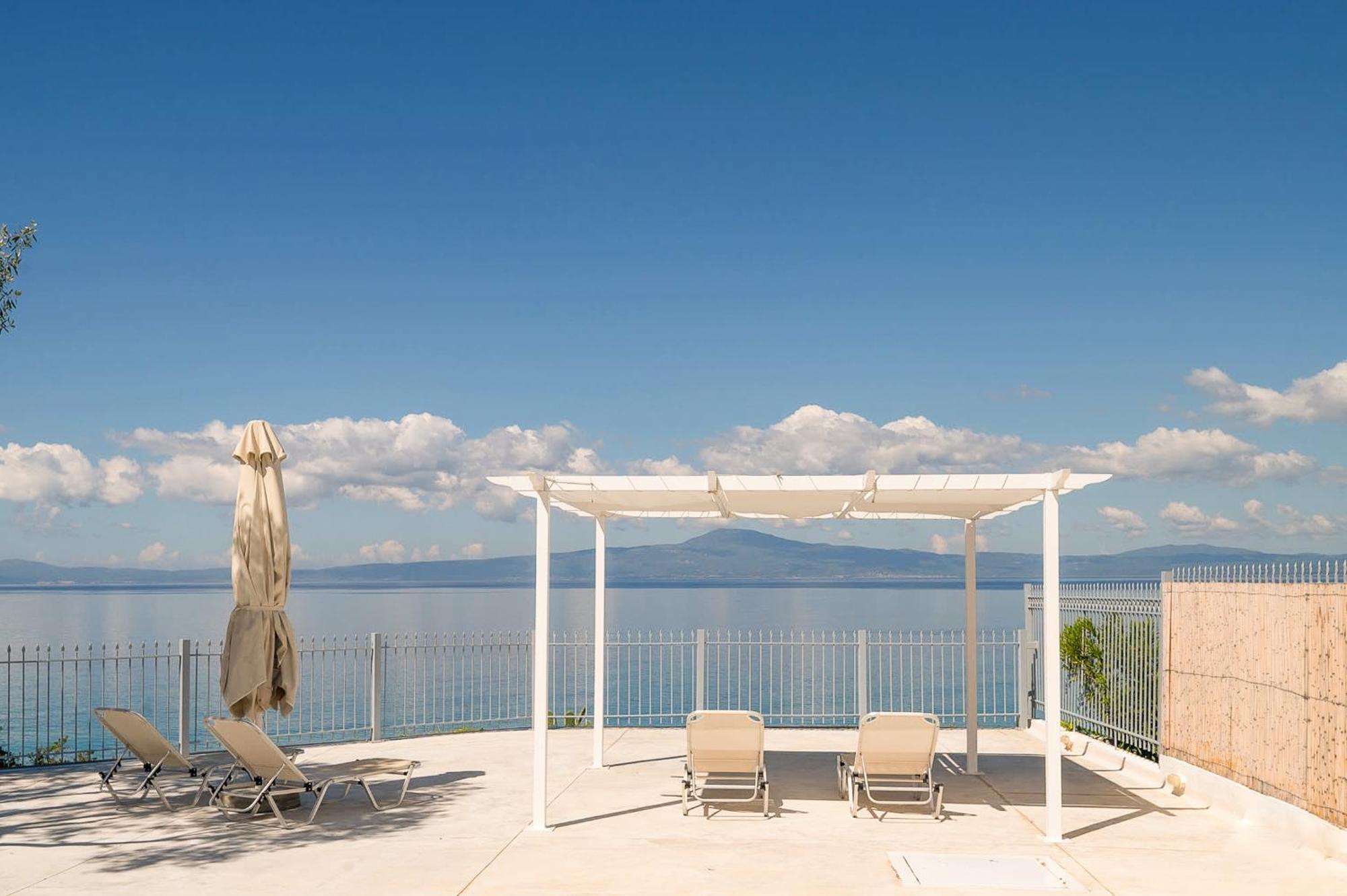 Pouletis Family Apartments - Akroyali Seaview Getaways Kalamata Zewnętrze zdjęcie